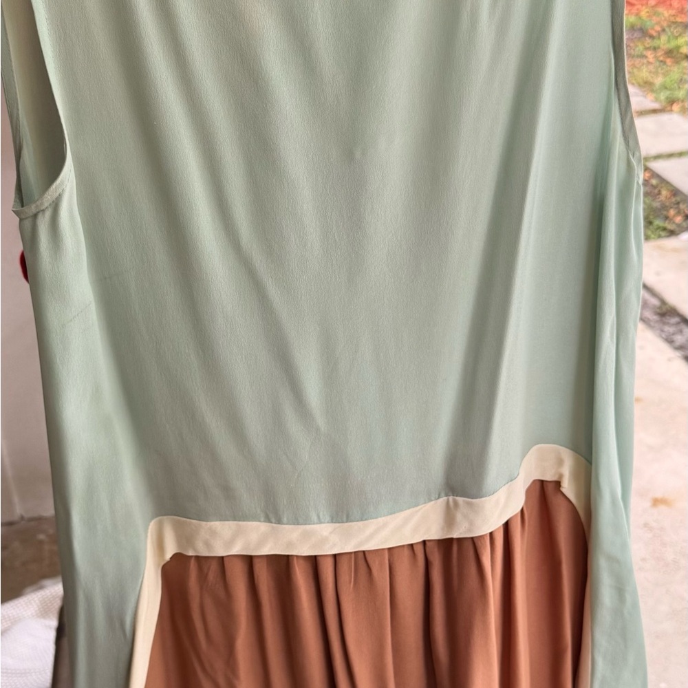 Circus & Co 100% Silk Dress - Picture 5 of 8